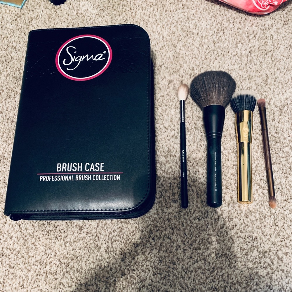 Sigma brush holder an brushes
